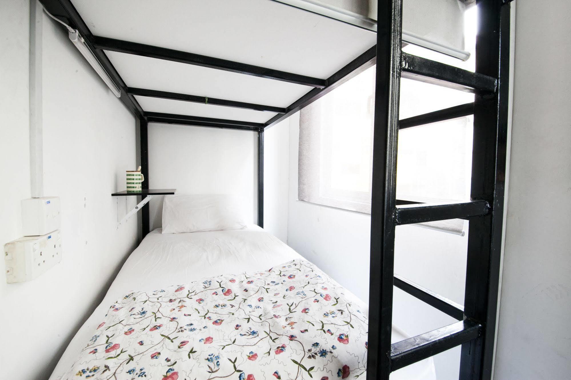 Plush Pods Hostel Singapore Exterior photo